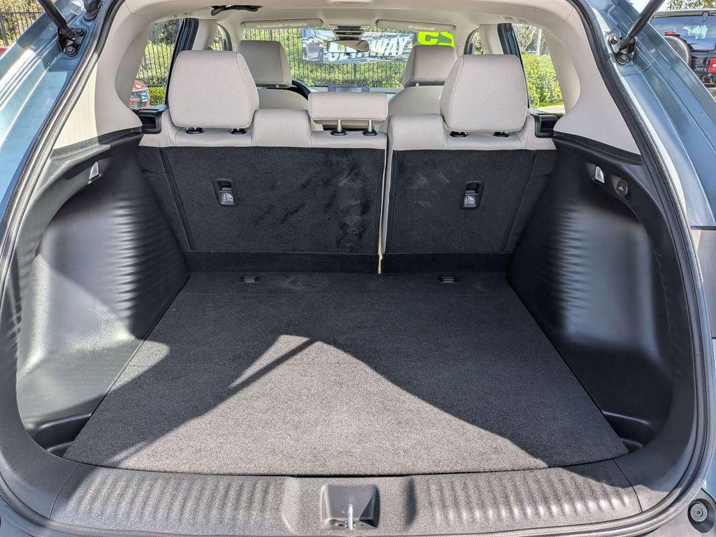 Used 2025 Honda HR-V LX image 28