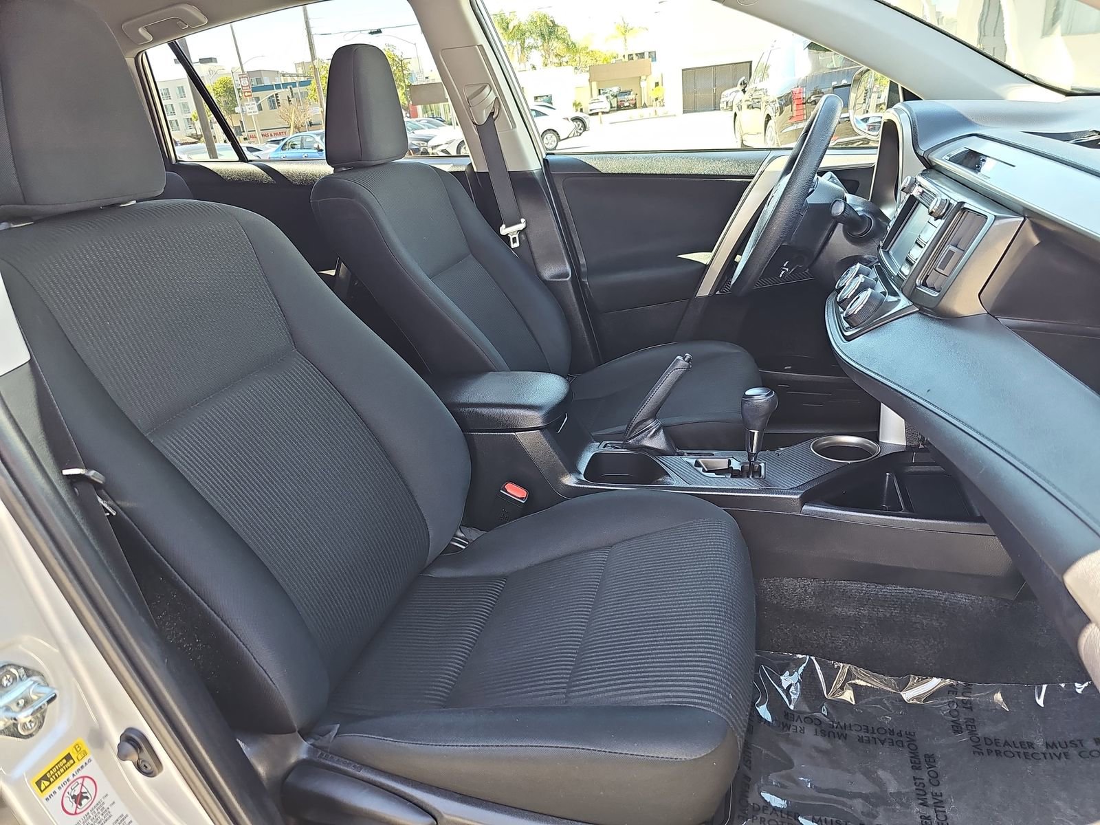 Used 2015 Toyota RAV4 LE image 10