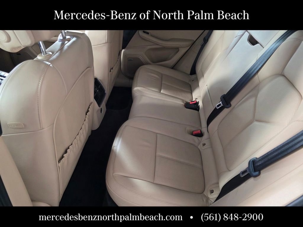 Used 2021 Porsche Macan AWD/4WD image 16