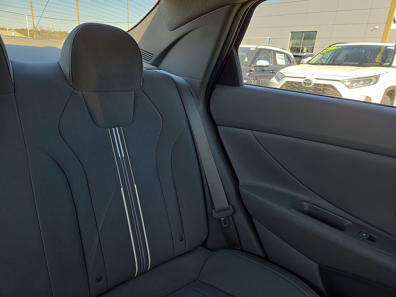 Certified 2022 Hyundai Elantra SEL image 14