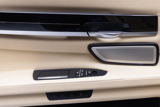 Used 2013 BMW 760Li RWD image 50