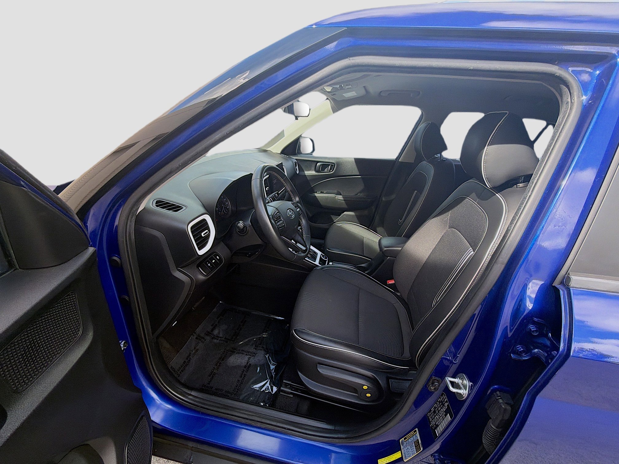 Used 2022 Hyundai Venue Limited FWD image 19