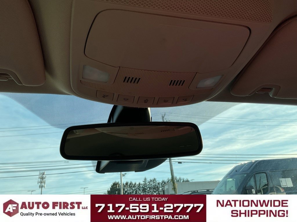 Used 2020 Ford Fusion SE FWD image 30