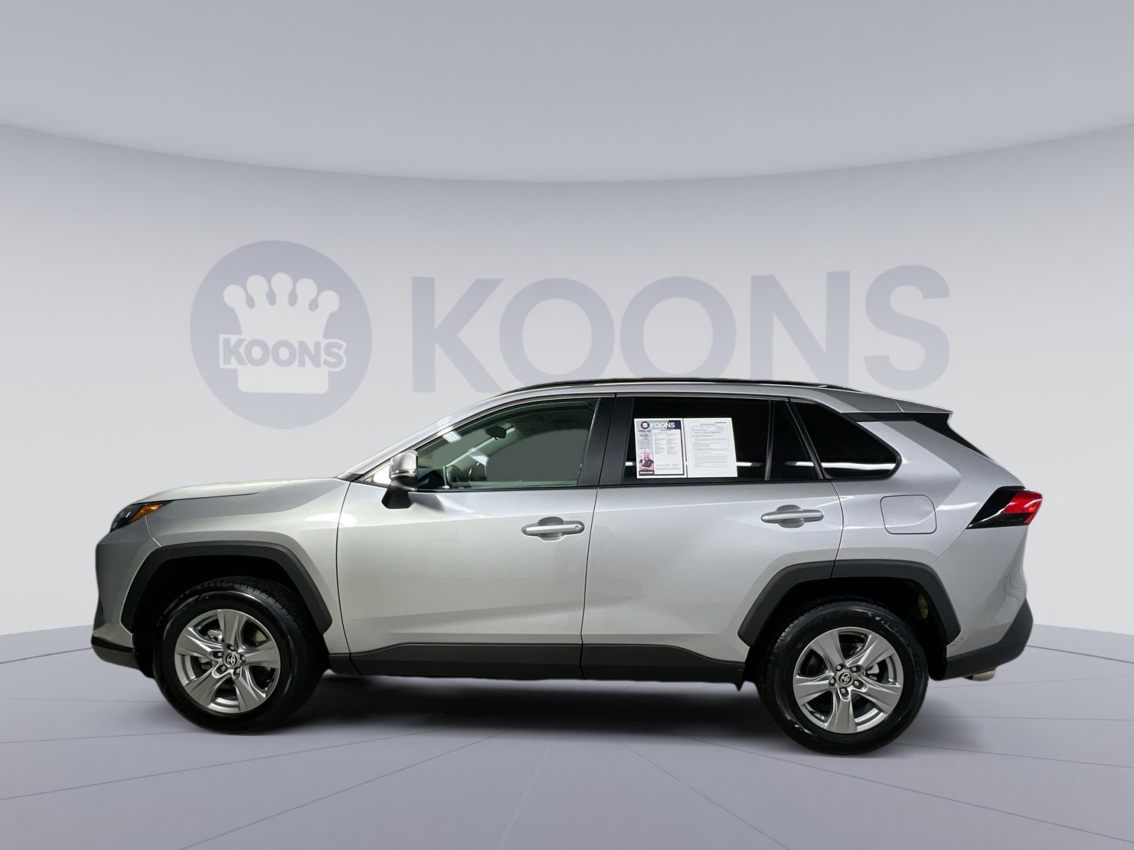 Used 2024 Toyota RAV4 XLE image 8