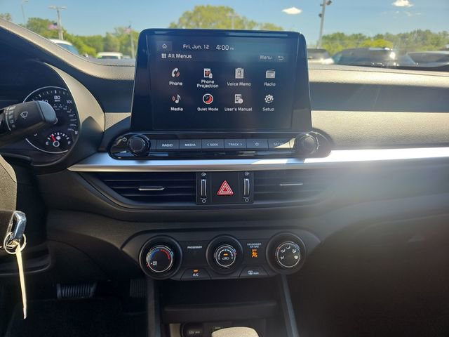 Used 2023 Kia Forte LXS w/ LXS Technology Package FWD image 19