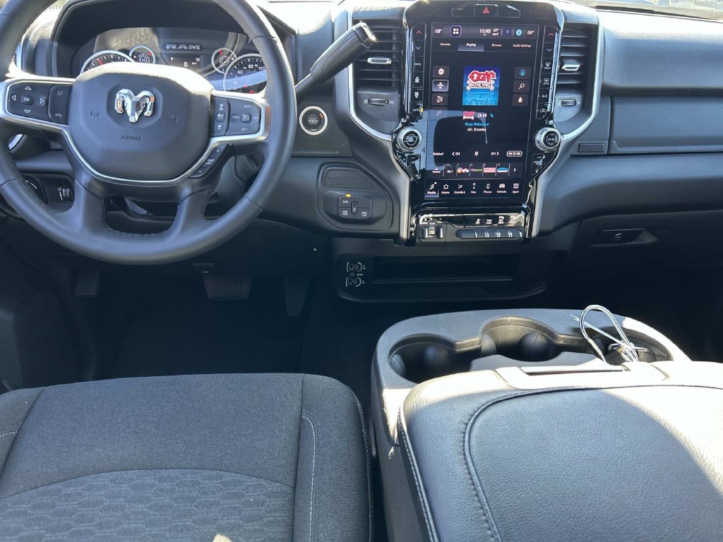 Used 2025 RAM 2500 Big Horn AWD/4WD image 9