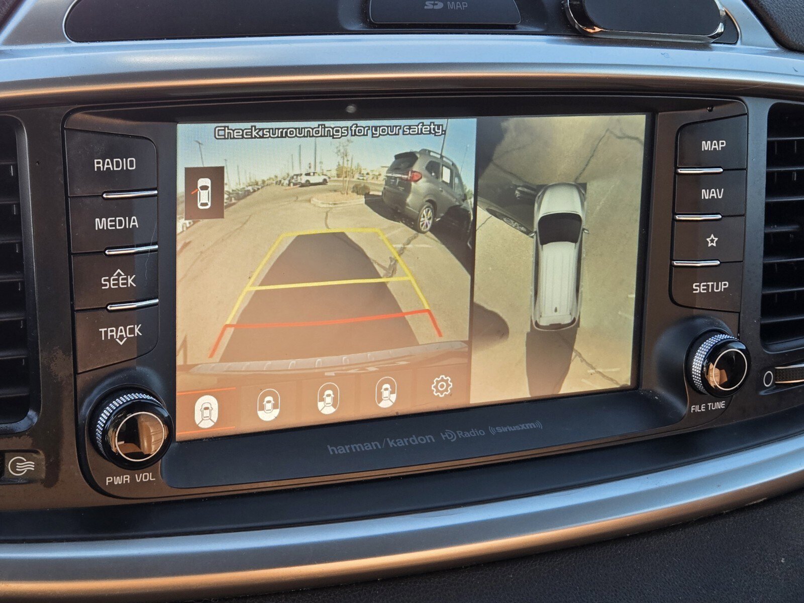 Certified 2019 Kia Sorento SX image 21