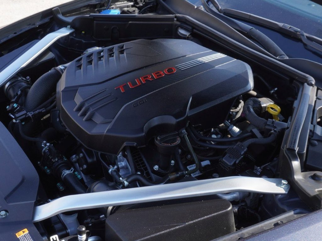 Used 2021 Kia Stinger GT2 image 20