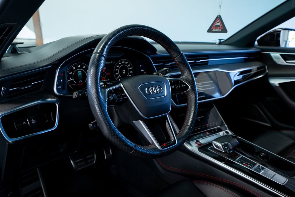 Used 2021 Audi RS 6 w/ Carbon Optic Package AWD/4WD image 34