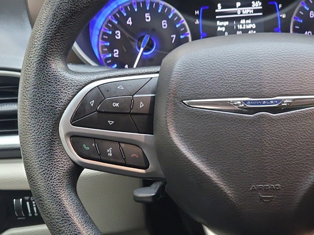 Used 2019 Chrysler Pacifica Touring Plus w/ Tire & Wheel Group image 17