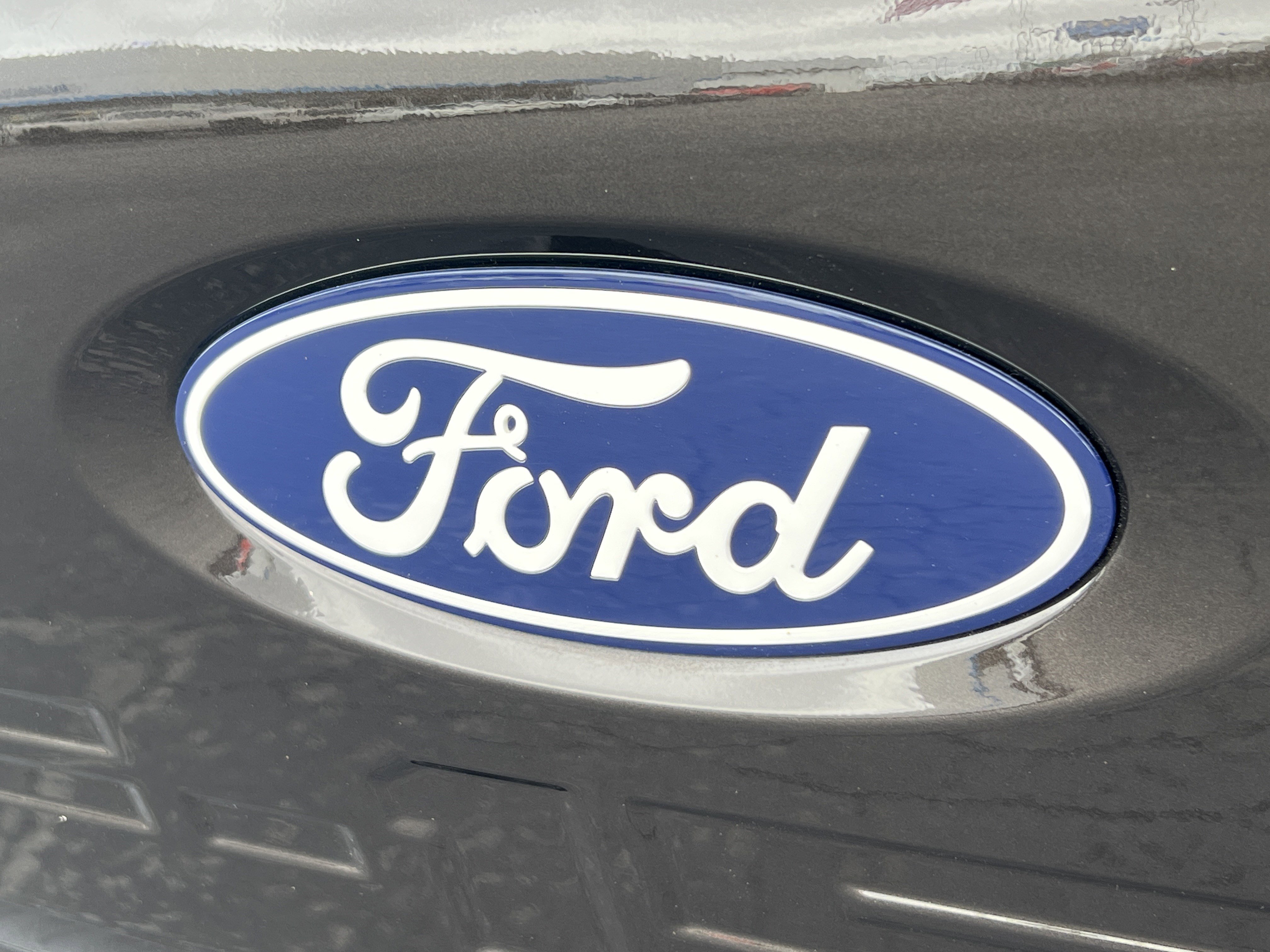 Used 2024 Ford F150 Platinum w/ Equipment Group 703A Plus image 8