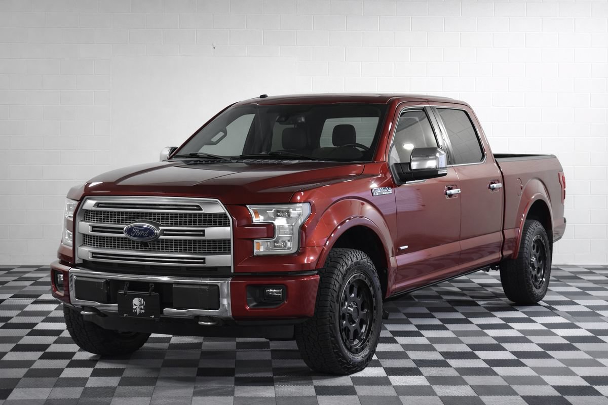 Used 2017 Ford F150 Platinum w/ Equipment Group 701A Luxury AWD/4WD image 1