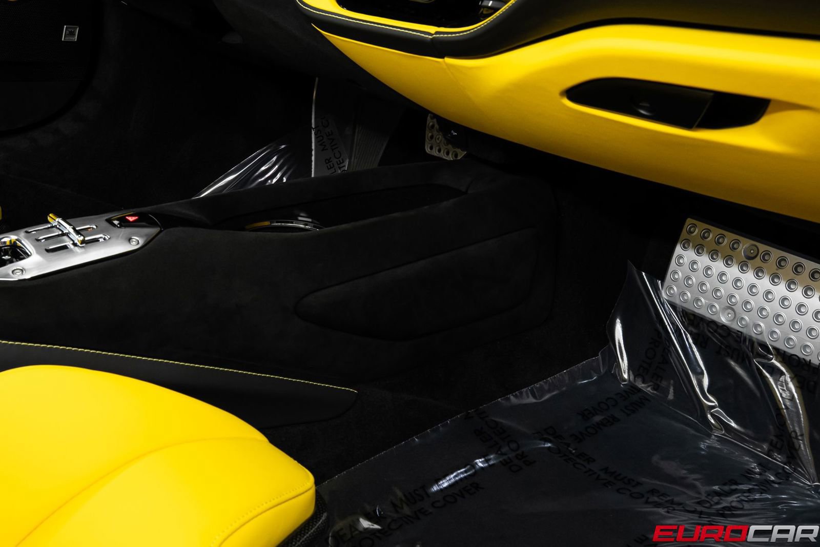 Used 2024 Ferrari SF90 Spider AWD/4WD image 40