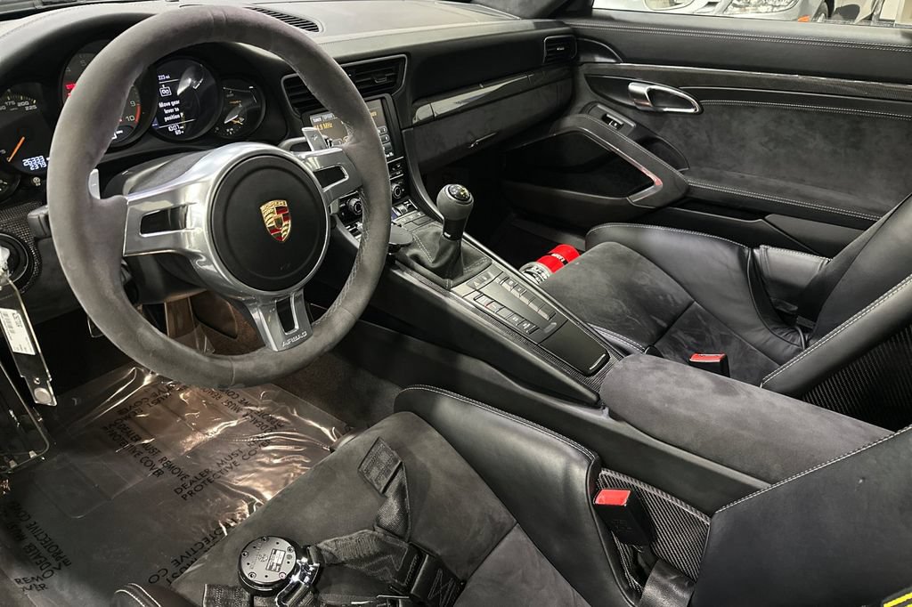 Used 2015 Porsche 911 GT3 RWD image 10