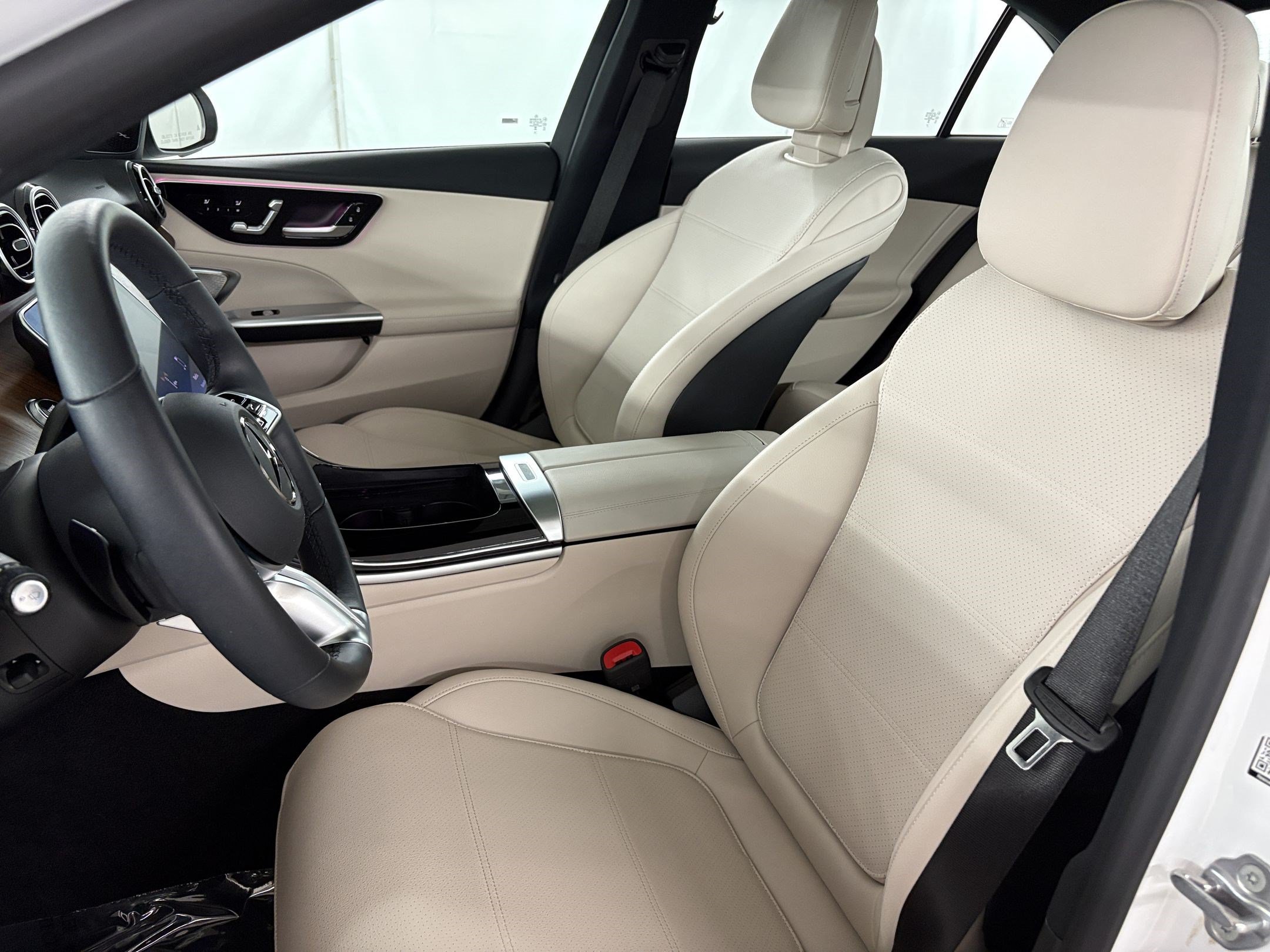 Certified 2023 Mercedes-Benz C 300 Sedan image 5