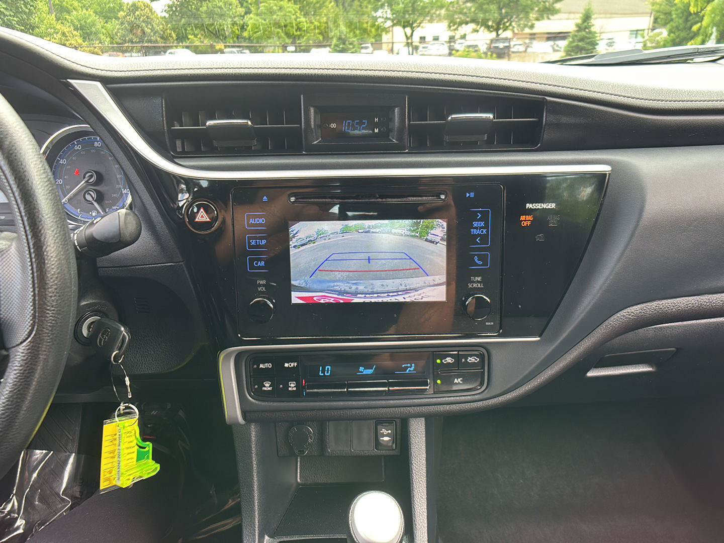Used 2017 Toyota Corolla LE FWD image 34
