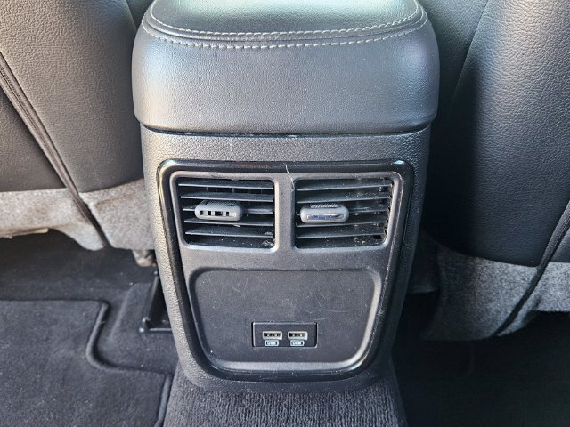 Used 2020 Dodge Charger SXT w/ Blacktop Package RWD image 13