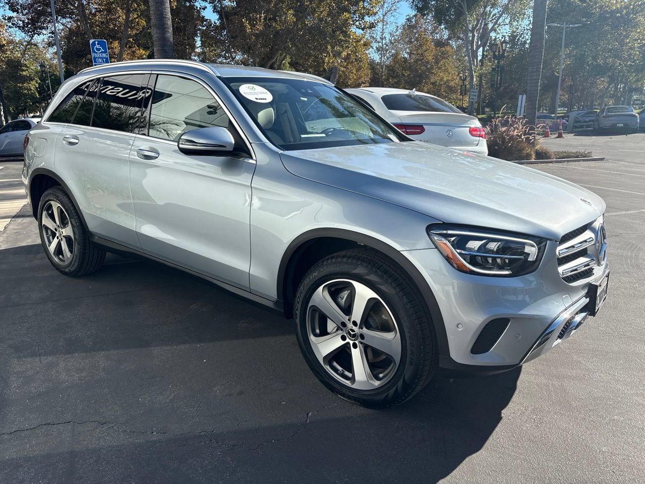 Certified 2022 Mercedes-Benz GLC 300 4MATIC image 3