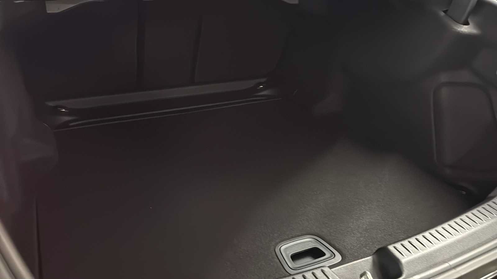New 2027 Mercedes-Benz E 350 4MATIC Sedan image 32