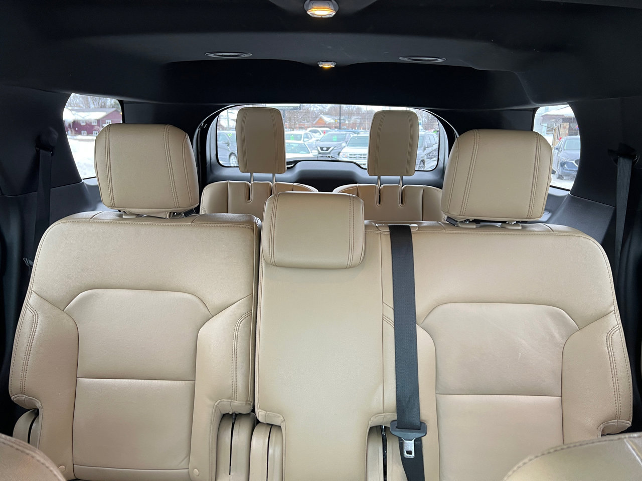 Used 2016 Ford Explorer XLT w/ Equipment Group 202A image 33