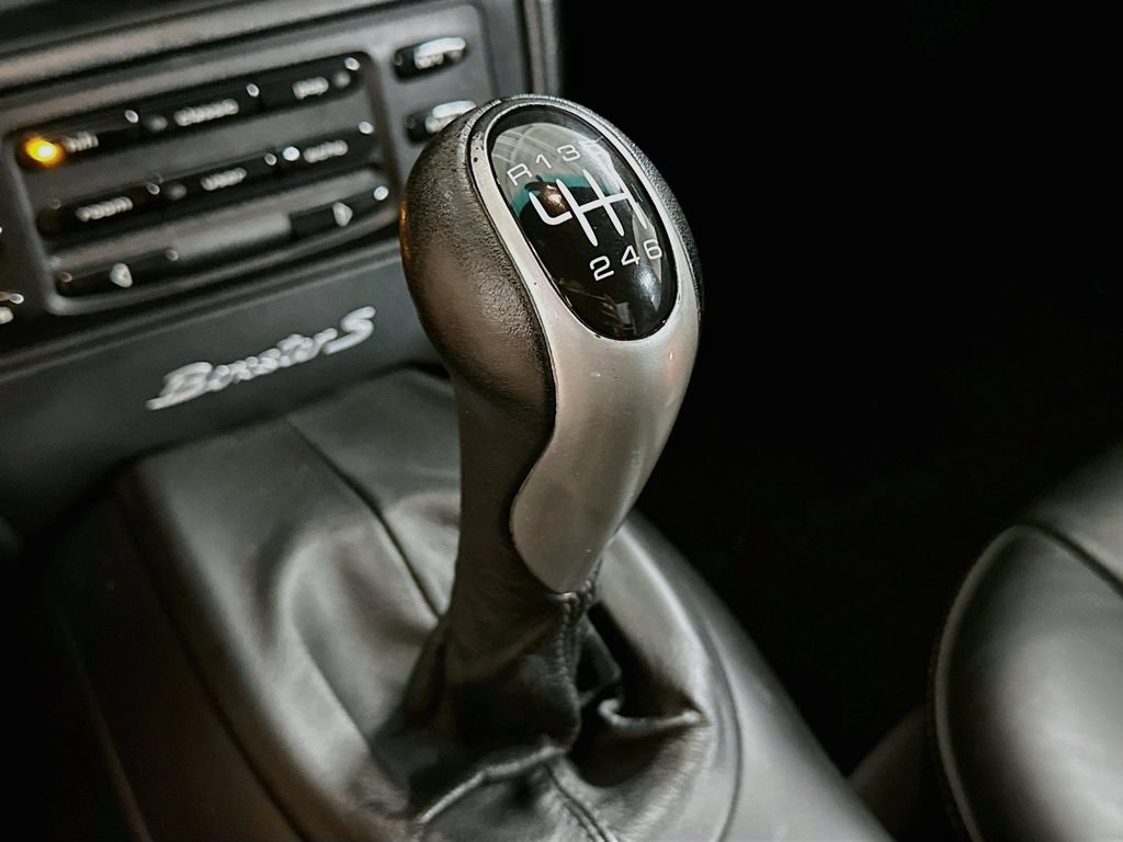 Used 2001 Porsche Boxster S RWD image 16