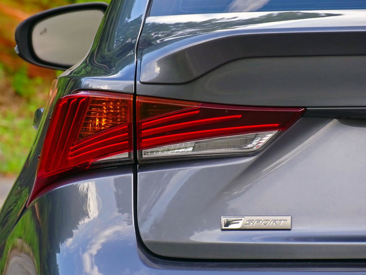 Used 2020 Lexus IS 350 F Sport w/ F Sport Package RWD image 10