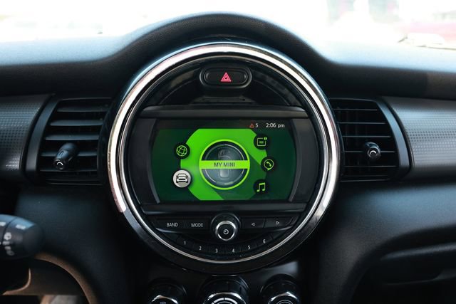 Used 2019 MINI Cooper 2-Door Hardtop image 36