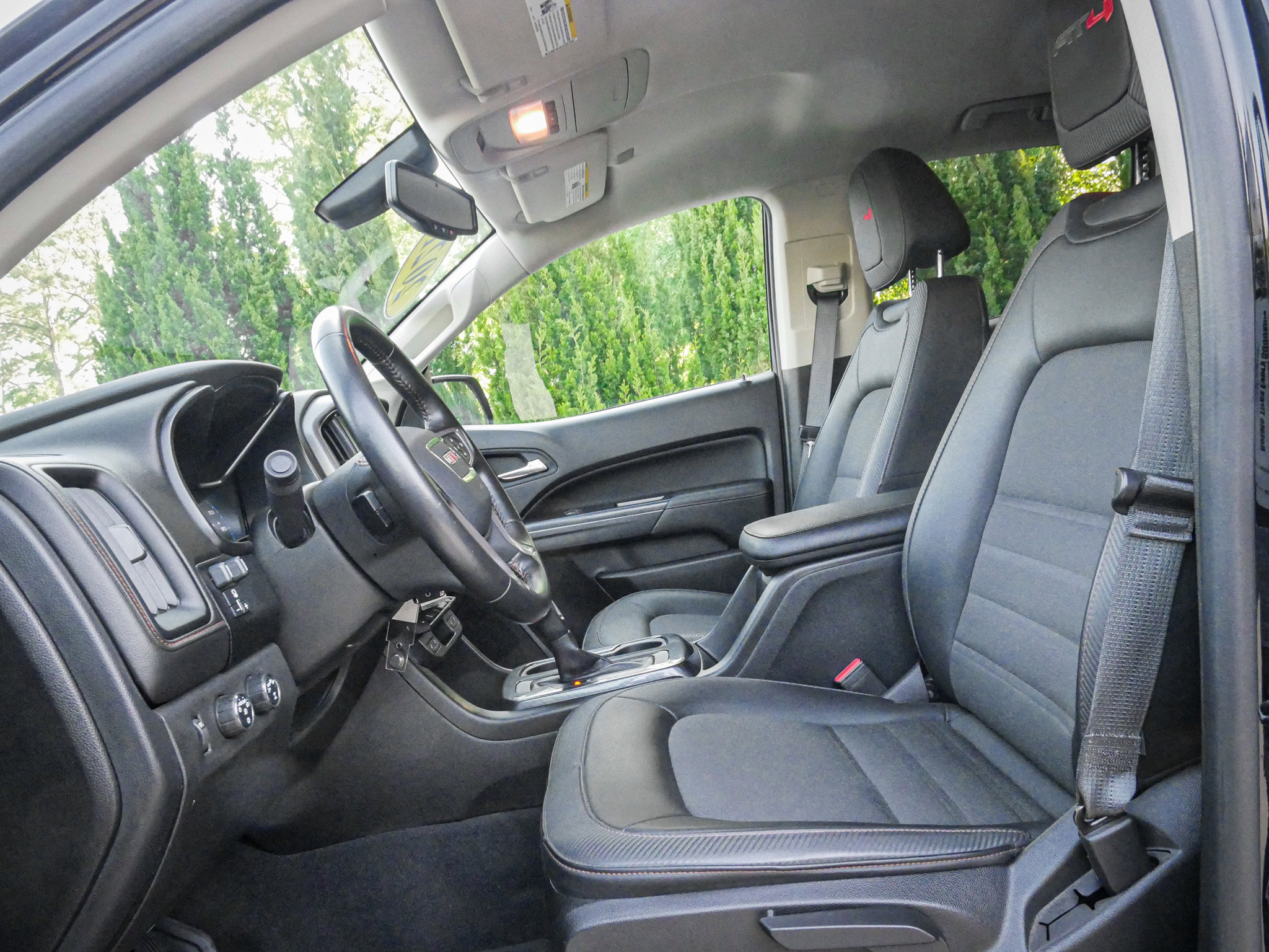 Used 2021 GMC Canyon AT4 w/ Trailering Package AWD/4WD image 16