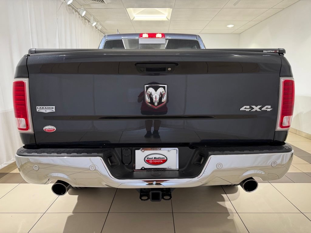 Used 2018 RAM 1500 Laramie w/ Convenience Group AWD/4WD image 4