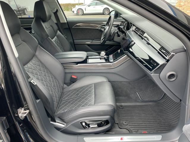 Used 2023 Audi S8 image 41