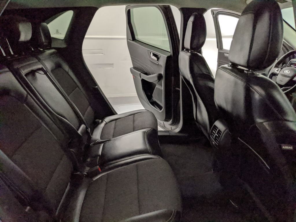 Used 2023 Ford Escape SE FWD image 19