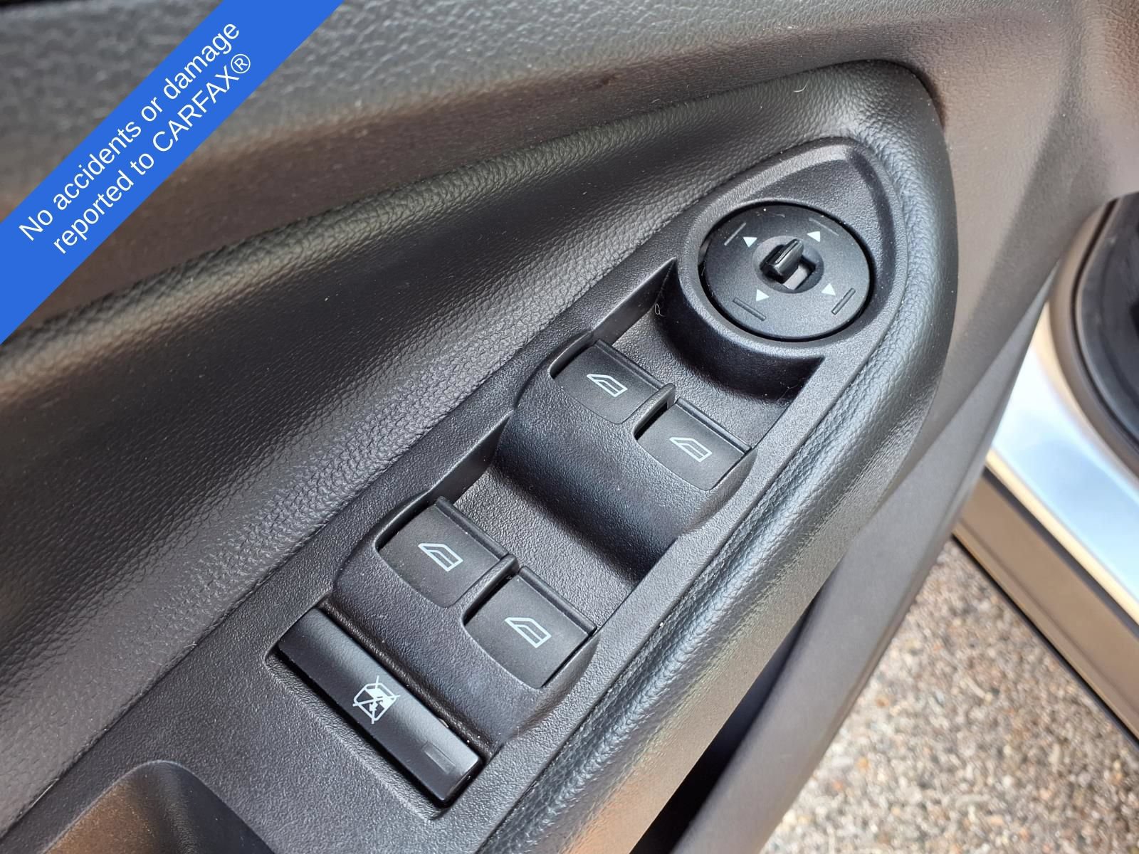 Used 2018 Ford Escape SE w/ SE Sync 3 Package FWD image 16