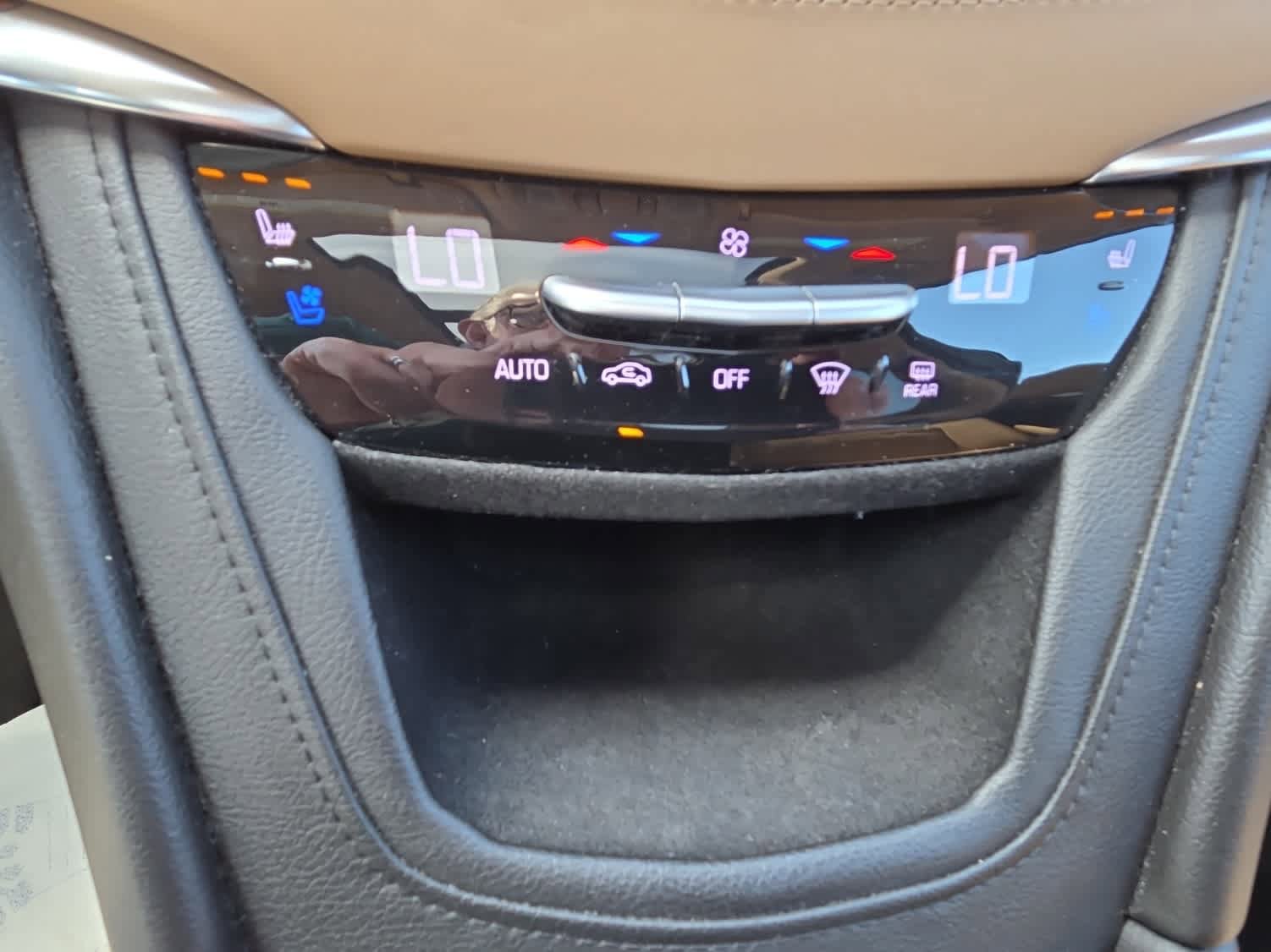 Used 2017 Cadillac XT5 Platinum image 26