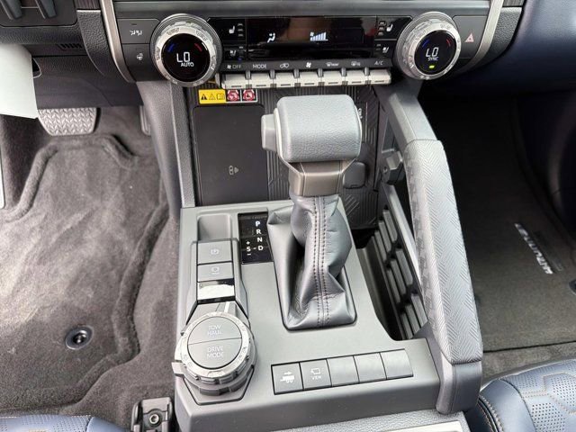 New 2026 Toyota 4Runner Platinum AWD/4WD image 30