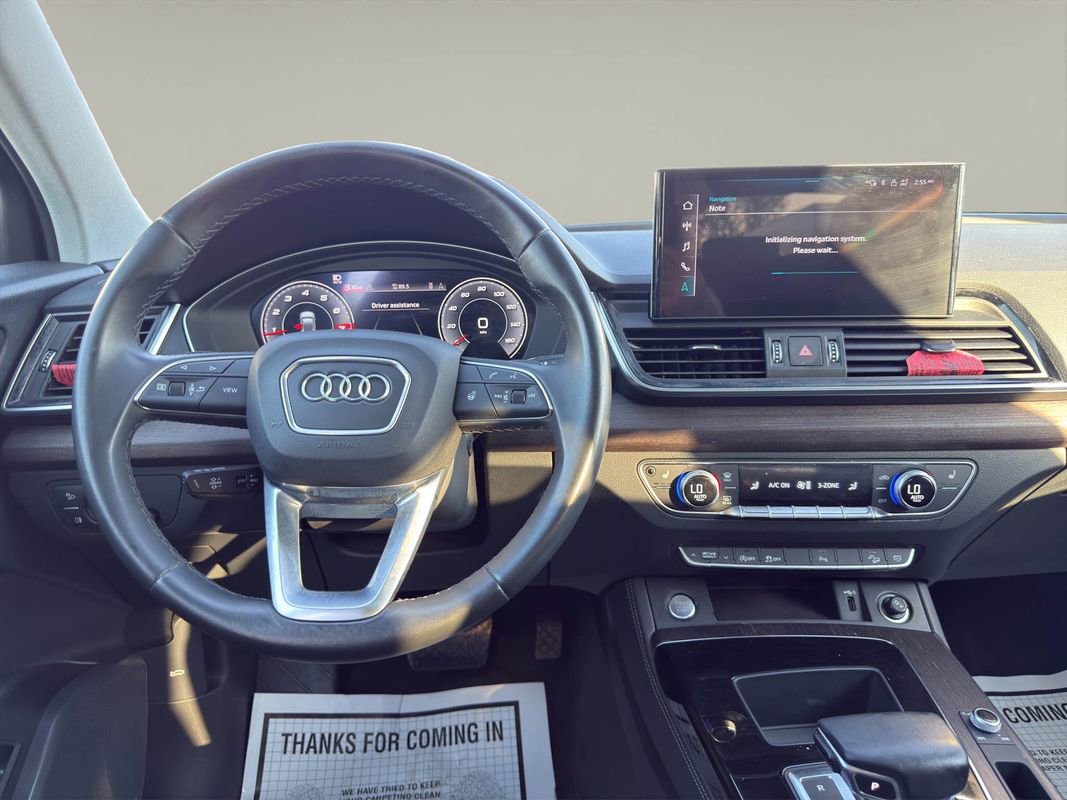 Used 2021 Audi Q5 2.0T Premium Plus w/ Premium Plus Package AWD/4WD image 12