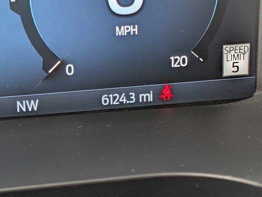 Used 2025 Ford F150 Lariat w/ Equipment Group 501A Mid image 17