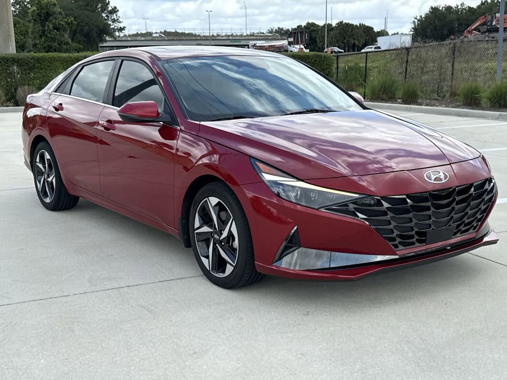 Used 2023 Hyundai Elantra Limited FWD image 12
