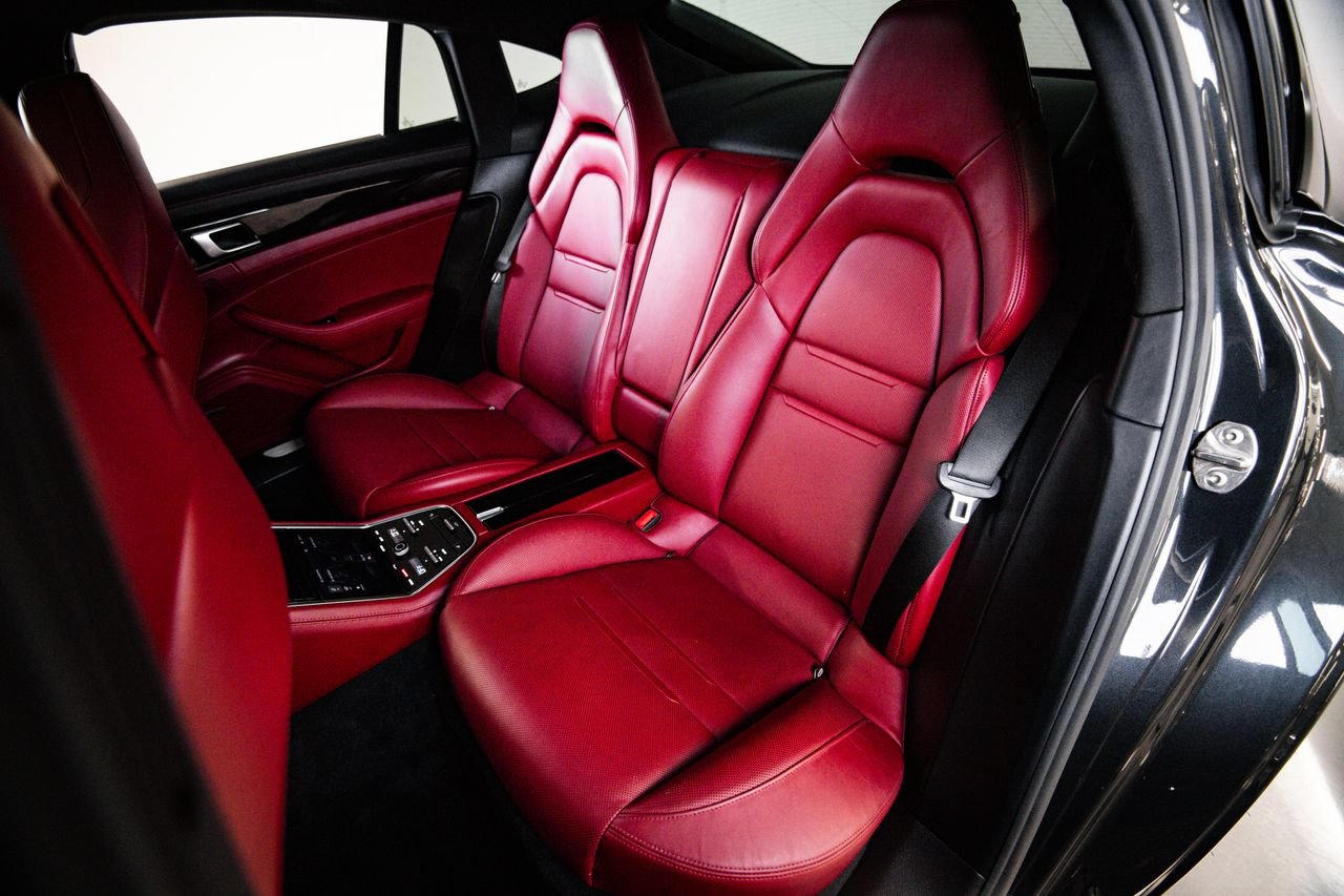Certified 2018 Porsche Panamera 4 AWD/4WD image 24