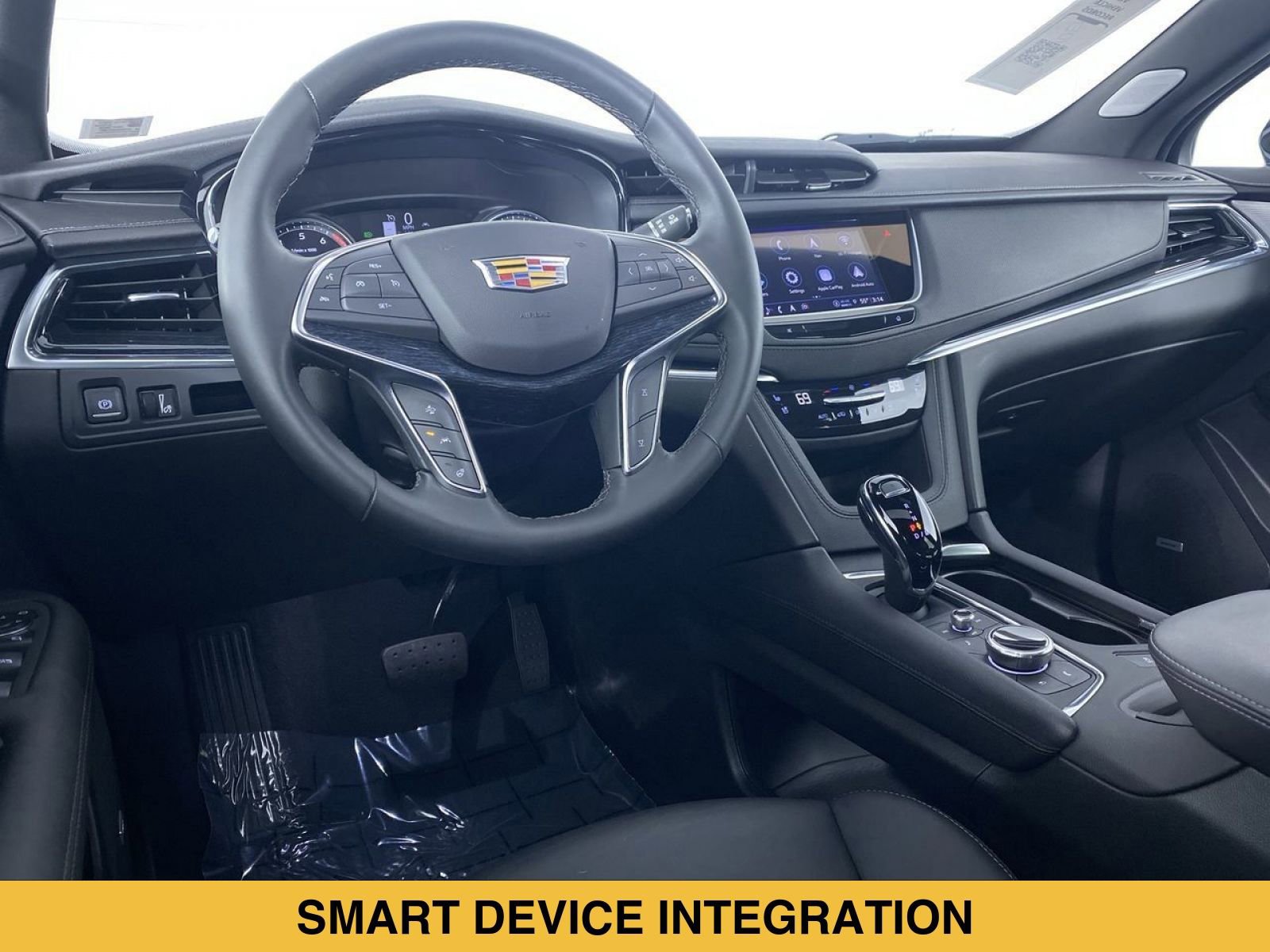 Certified 2025 Cadillac XT5 Premium Luxury FWD image 2