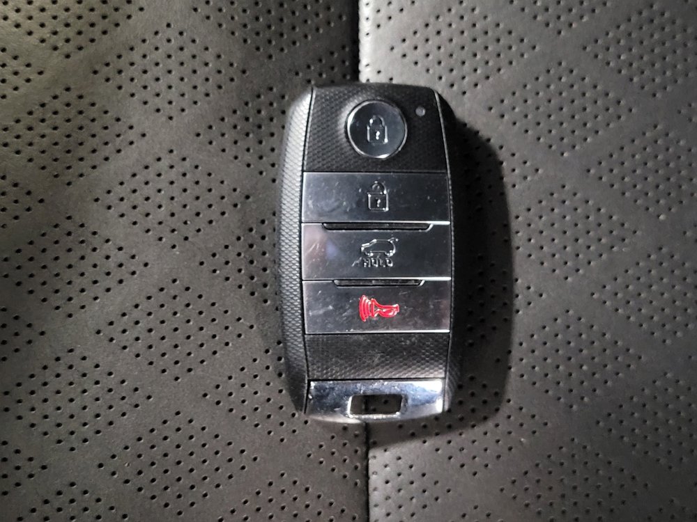 Used 2019 Kia Sorento SX image 32