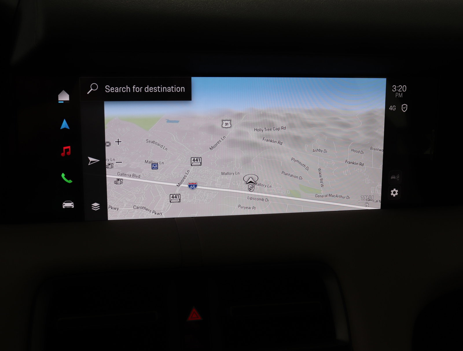 Used 2025 Porsche Taycan image 31