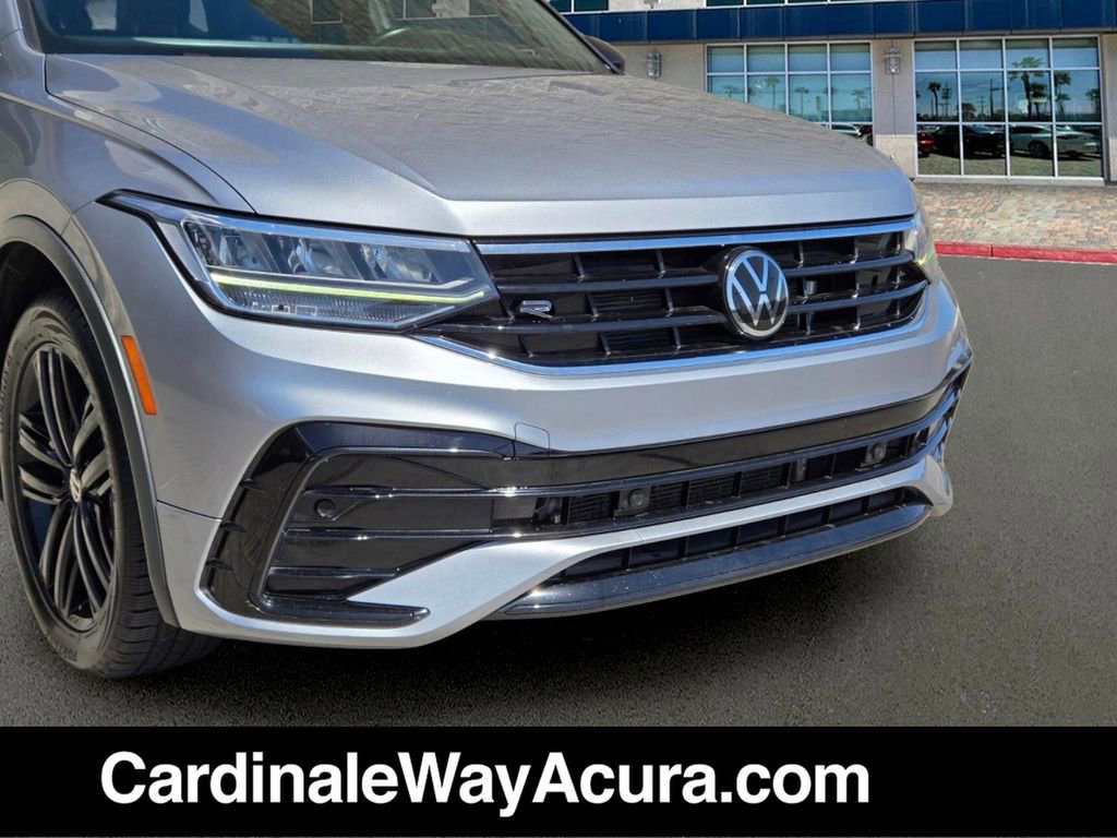 Used 2022 Volkswagen Tiguan SE R-Line FWD image 8