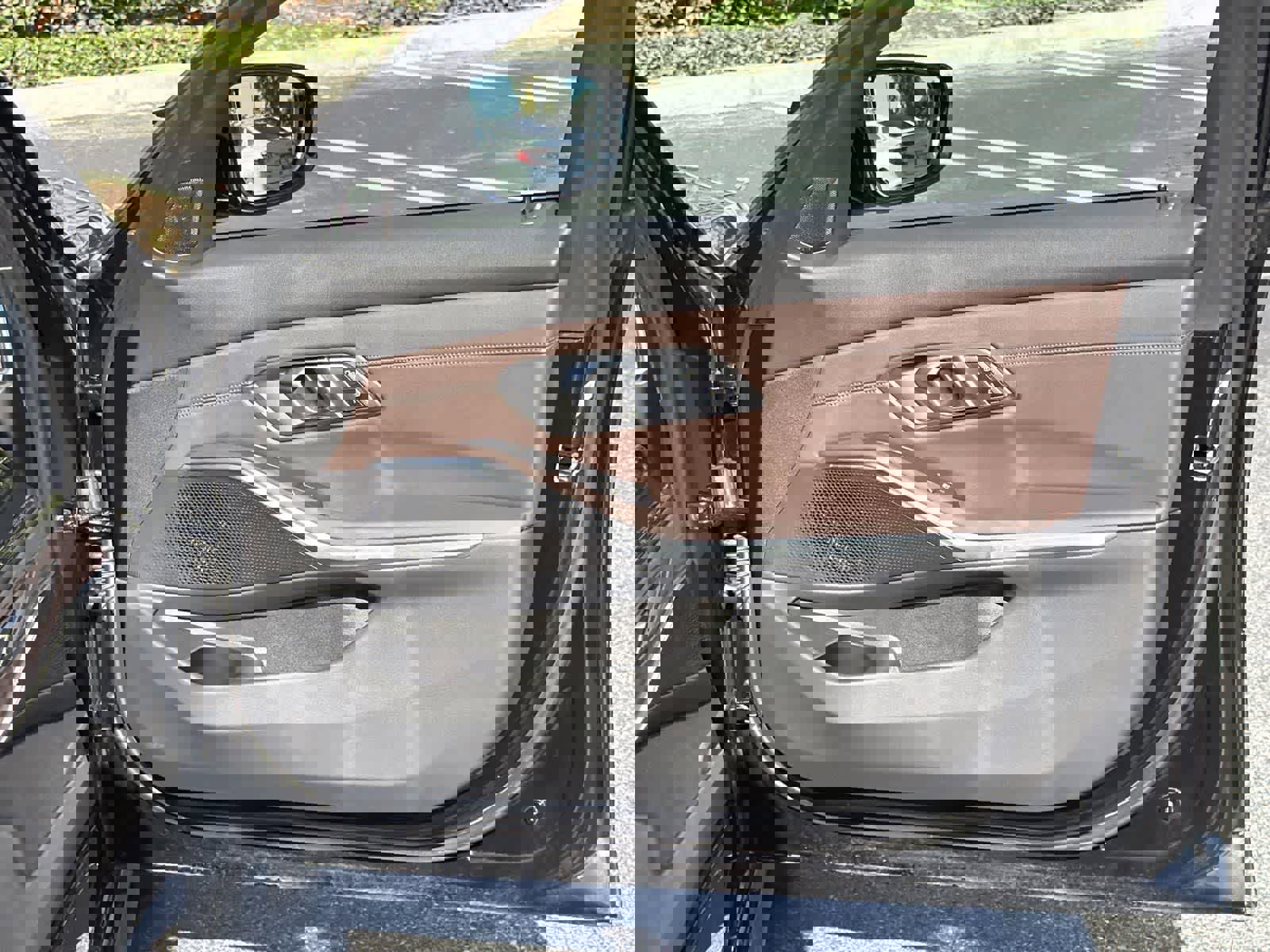 Used 2023 BMW M340i xDrive w/ Premium Package image 32