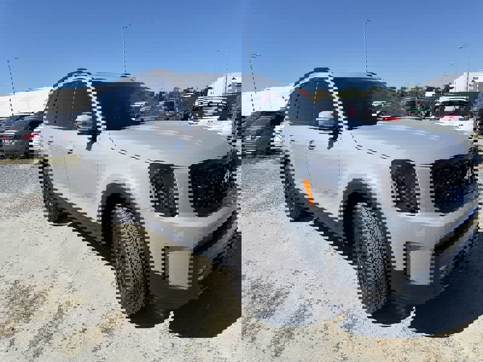 Used 2024 Kia Telluride SX Prestige X-Pro image 3