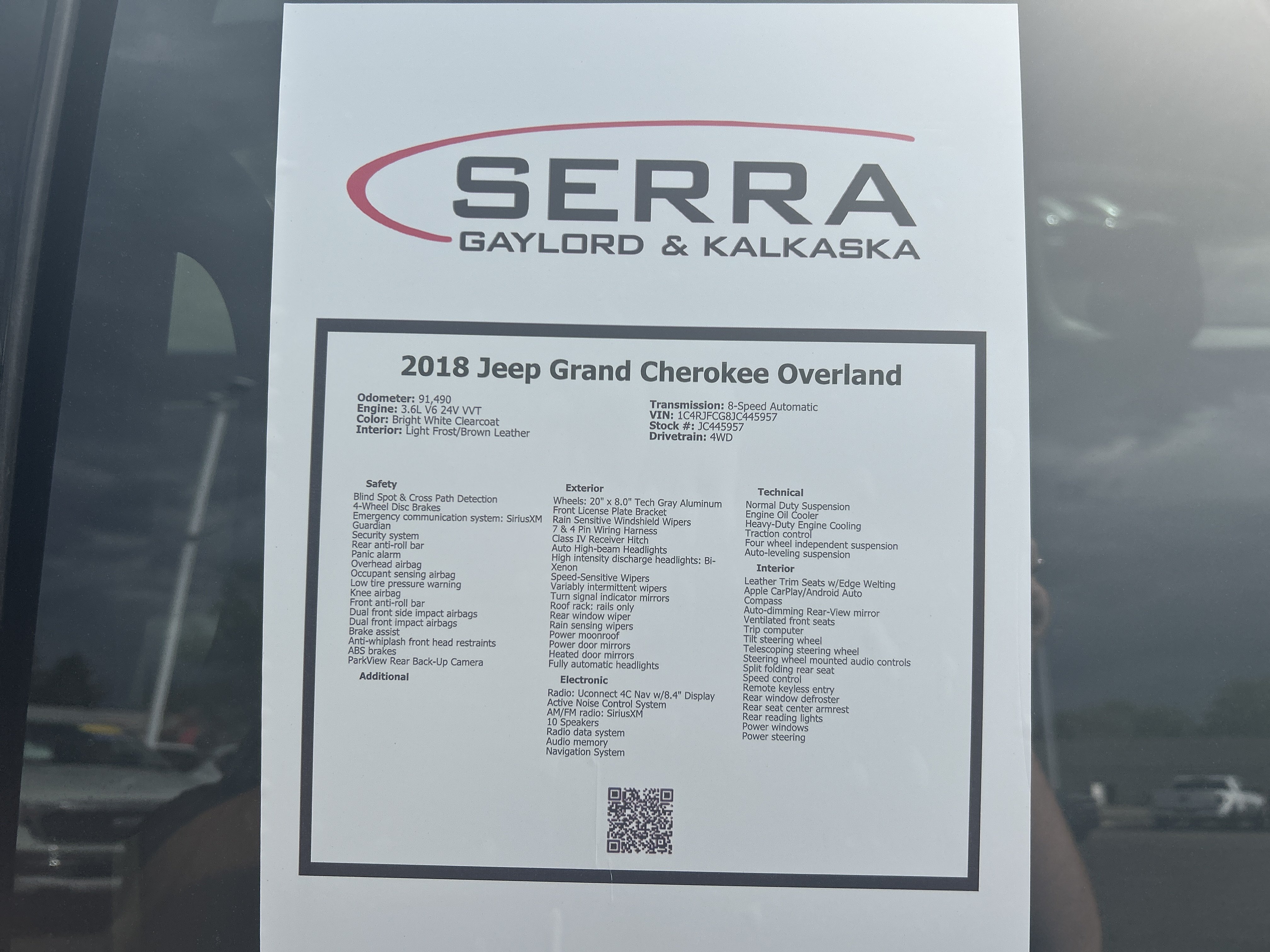 Used 2018 Jeep Grand Cherokee Overland AWD/4WD image 34