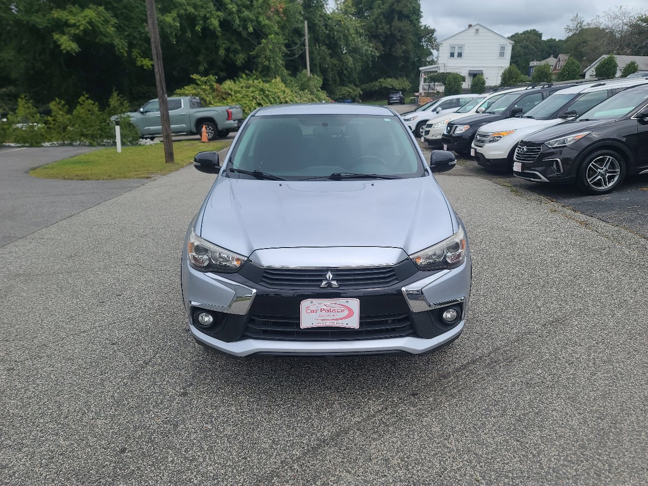 Used 2017 Mitsubishi Outlander Sport LE image 2
