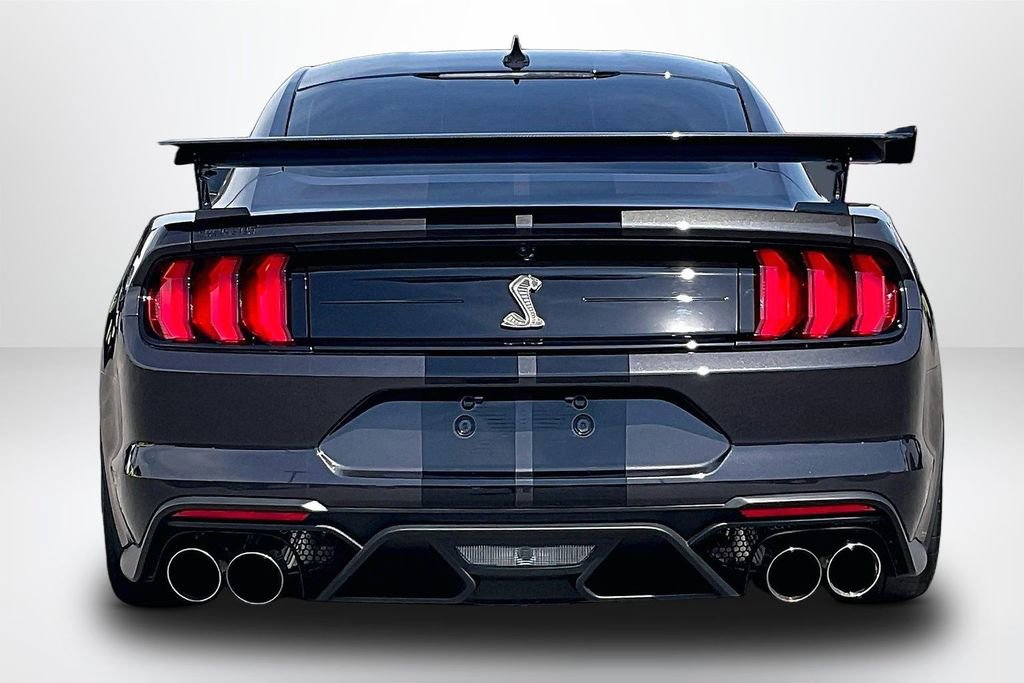 Used 2022 Ford Mustang Shelby GT500 w/ Carbon Fiber Track Pack image 7