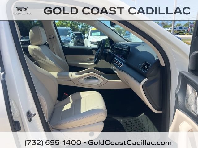Used 2023 Mercedes-Benz GLS 450 4MATIC image 7