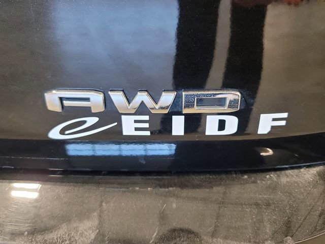 Used 2024 GMC Terrain SLT w/ Infotainment Package II AWD/4WD image 14
