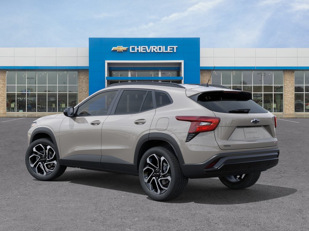 New 2026 Chevrolet Trax RS w/ Sunroof Package FWD image 3